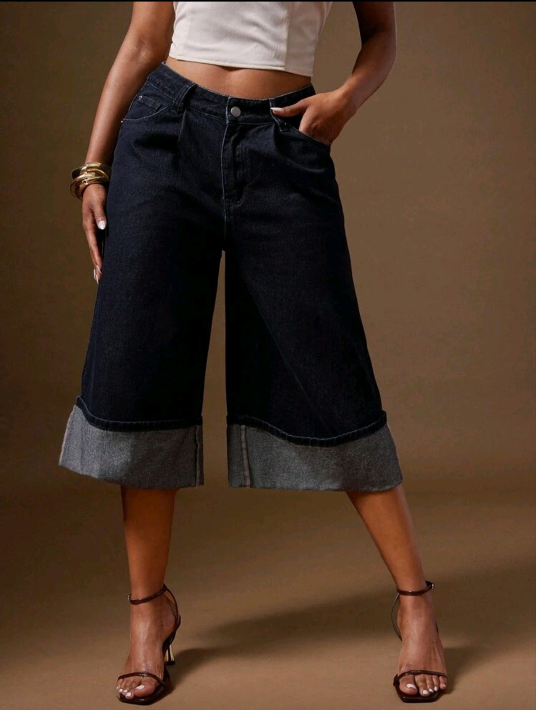 SHORTS & BERMUDAS