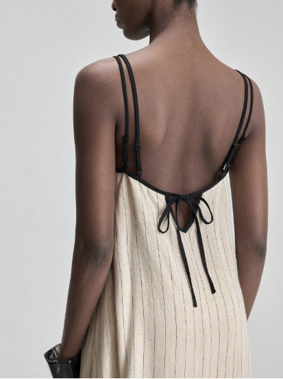 Robe longue Dos Nu  à rayures fines — Lin & Viscose, Laçages & Bretelles Fines