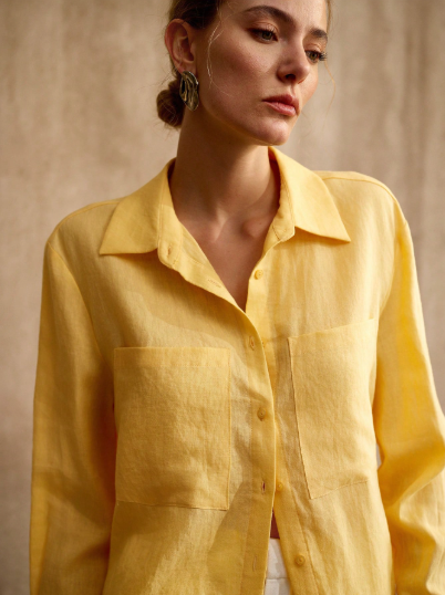 Chemise en Lin Jaune – Boutonnage Frontal & Poches Poitrine