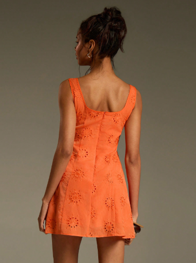 Robe mini col carré ajouré brodé – Orange