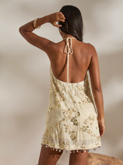 Robe Brodée Bohème – Crème & Perlée