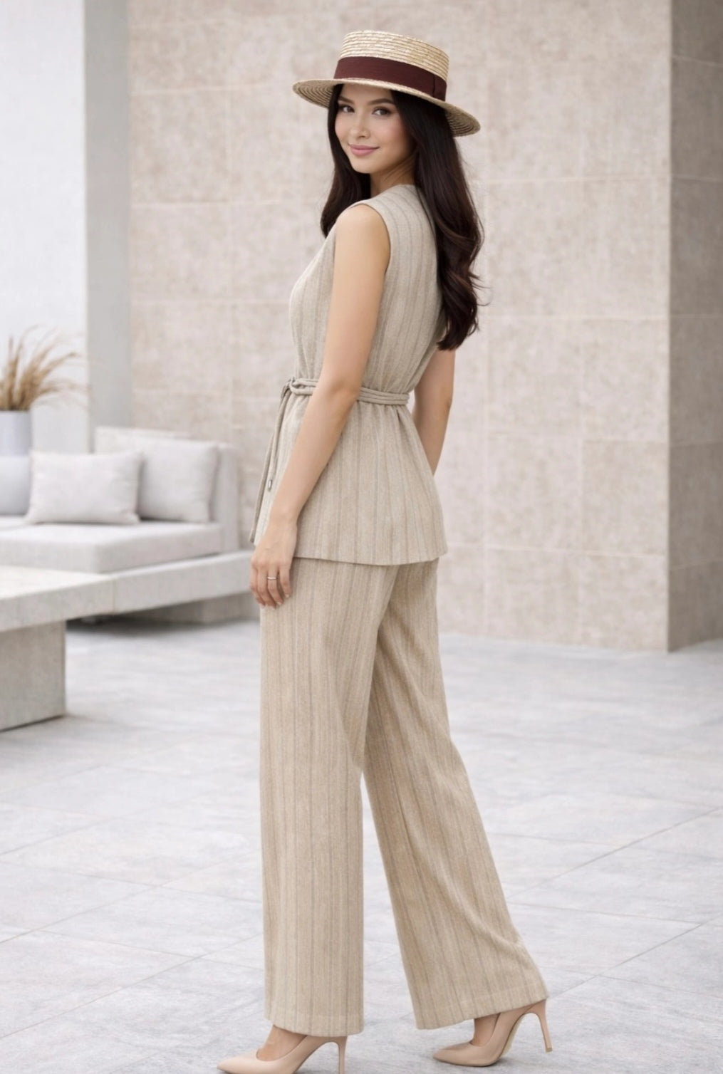 Ensemble Tailleur Rayures – Gilet & Pantalon Large