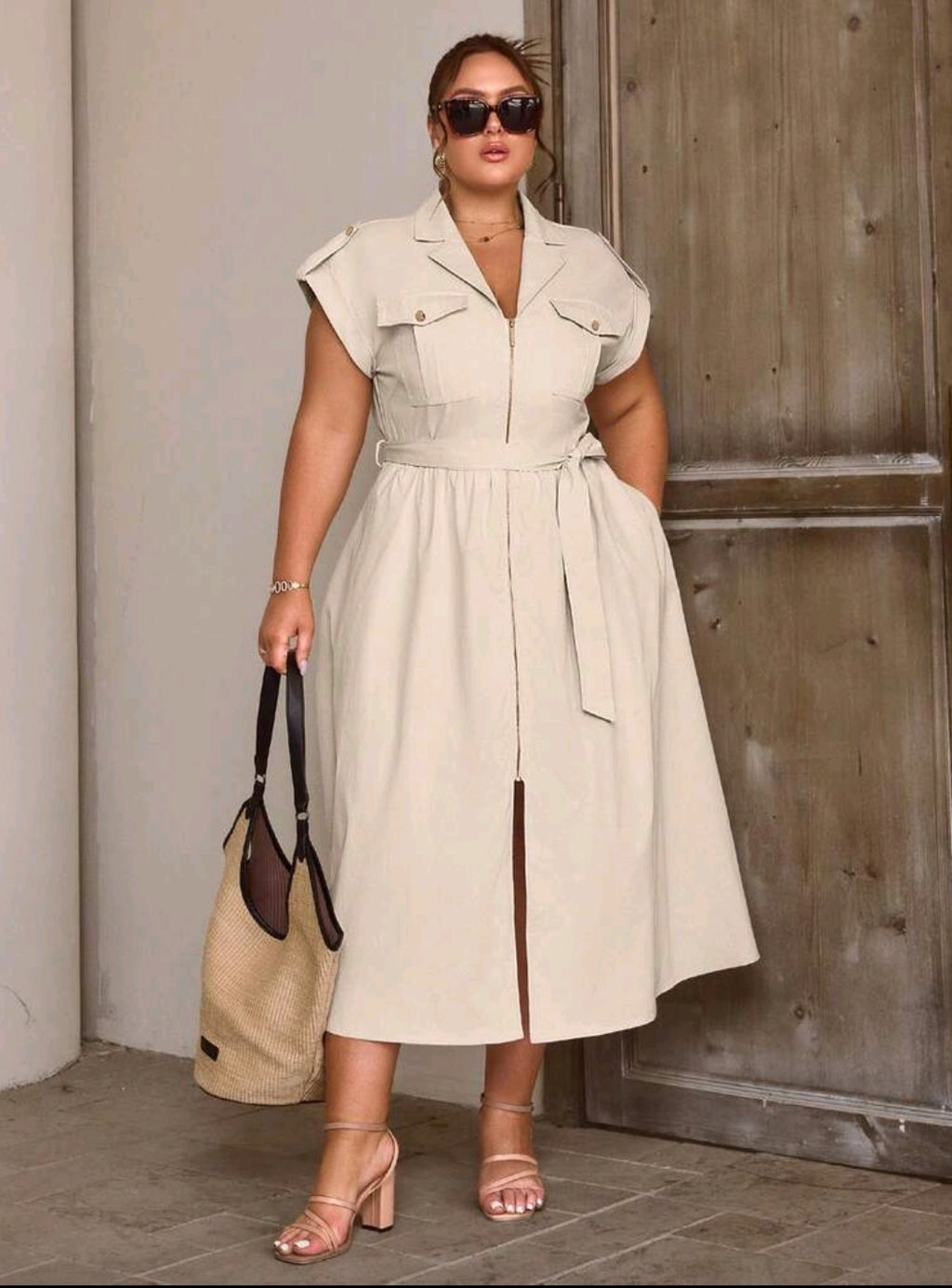 Robe Beige – Allure - Grande taille
